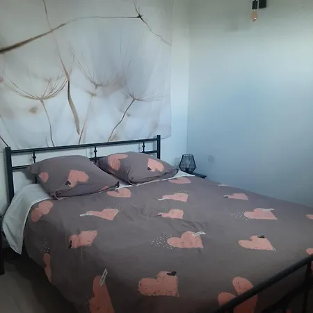 Des Bulles * Bailly-le-Franc